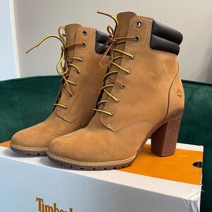 Timberland heeled boots